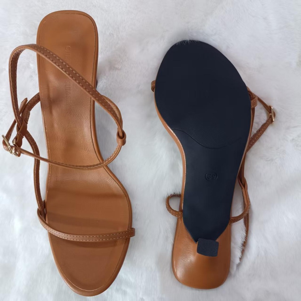 여성 여름 샌들 싱글 버클 스트랩이 있는 새로운 디자인 - Casual Sandal Leather 리뷰 및 가격